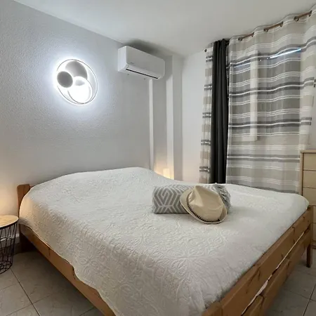 شقة Maisonnette Avec Belle Vue Et Piscine 5jrd35 *